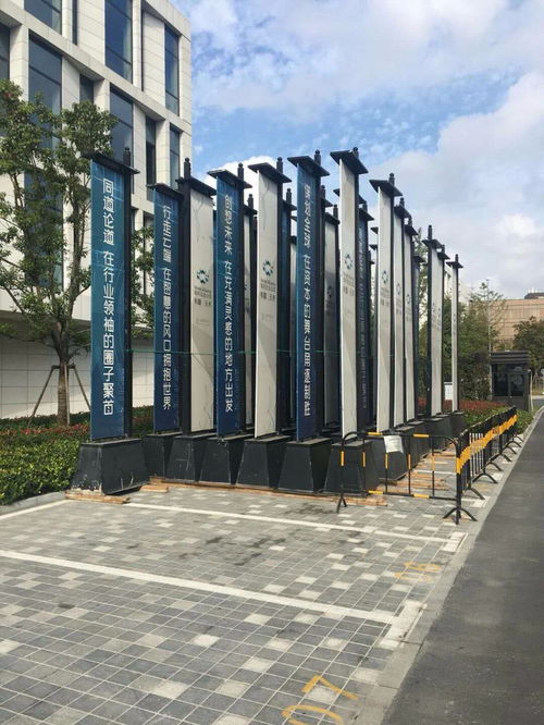 上海戶外廣告一站式服務(wù) 圖工廠接單、設(shè)計策劃、制作發(fā)布與代理代辦